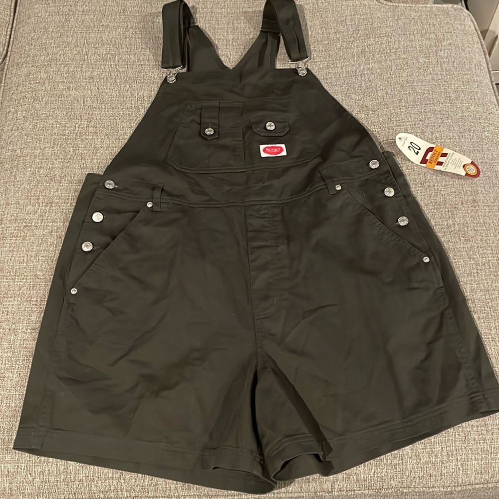 Revolt Women's Vintage Shortalls Short Overalls NEW Size 20 army green color